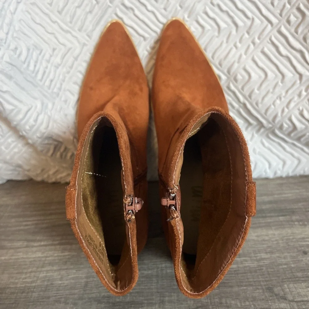Mi.iM Western Ankle Booties Size 6 Burnt Umber Faux Suede Side Zip Cowgirl Boots
